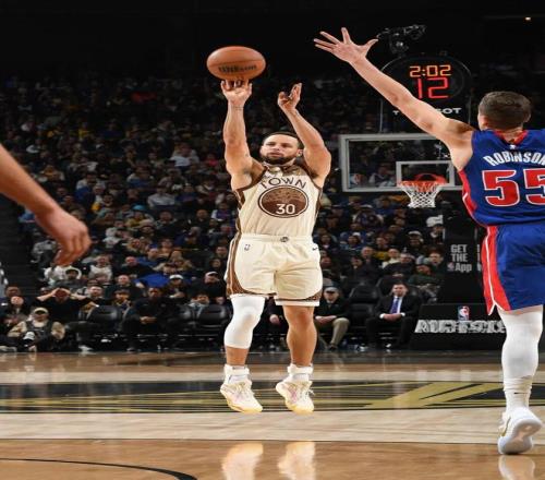 广东大胜四,球员表现优,四人满分,乐视体育视频,足球直播,篮球免费直播,足球视频在线观看,NBA免费直播高清无插件