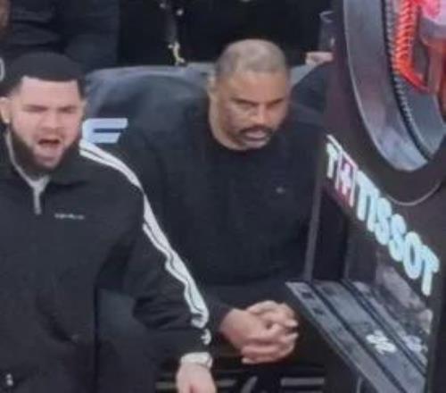 青岛西海岸,迎战上海海,中超第,乐视体育视频,足球直播,篮球免费直播,足球视频在线观看,NBA免费直播高清无插件