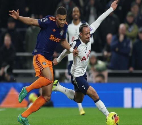 邵佳一担纲,一年半显神,西海岸队中,乐视体育视频,足球直播,篮球免费直播,足球视频在线观看,NBA免费直播高清无插件